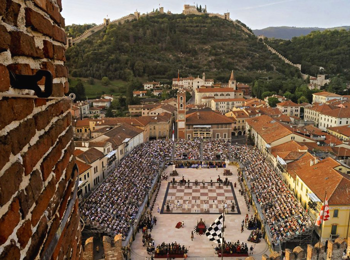 affitta camere marostica-scacchi cinta muraria castello vicenza